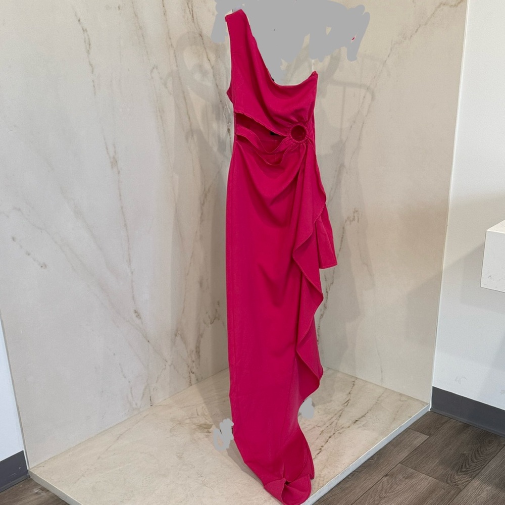 Elegant Pink Evening Gown